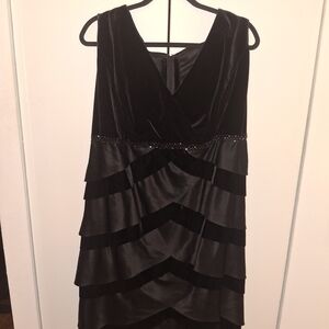 Elegant Black Tiered Midi Dress
